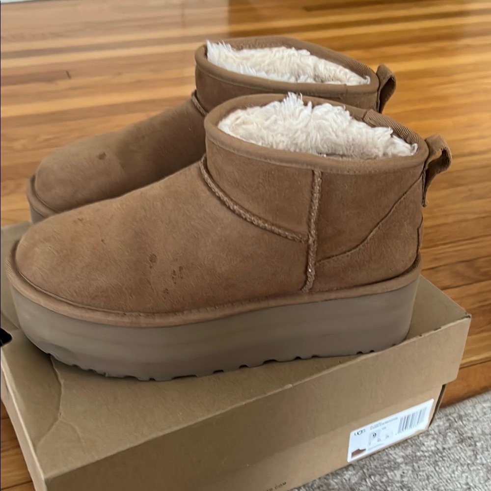 Women's Tan Shearling Ankle Boots